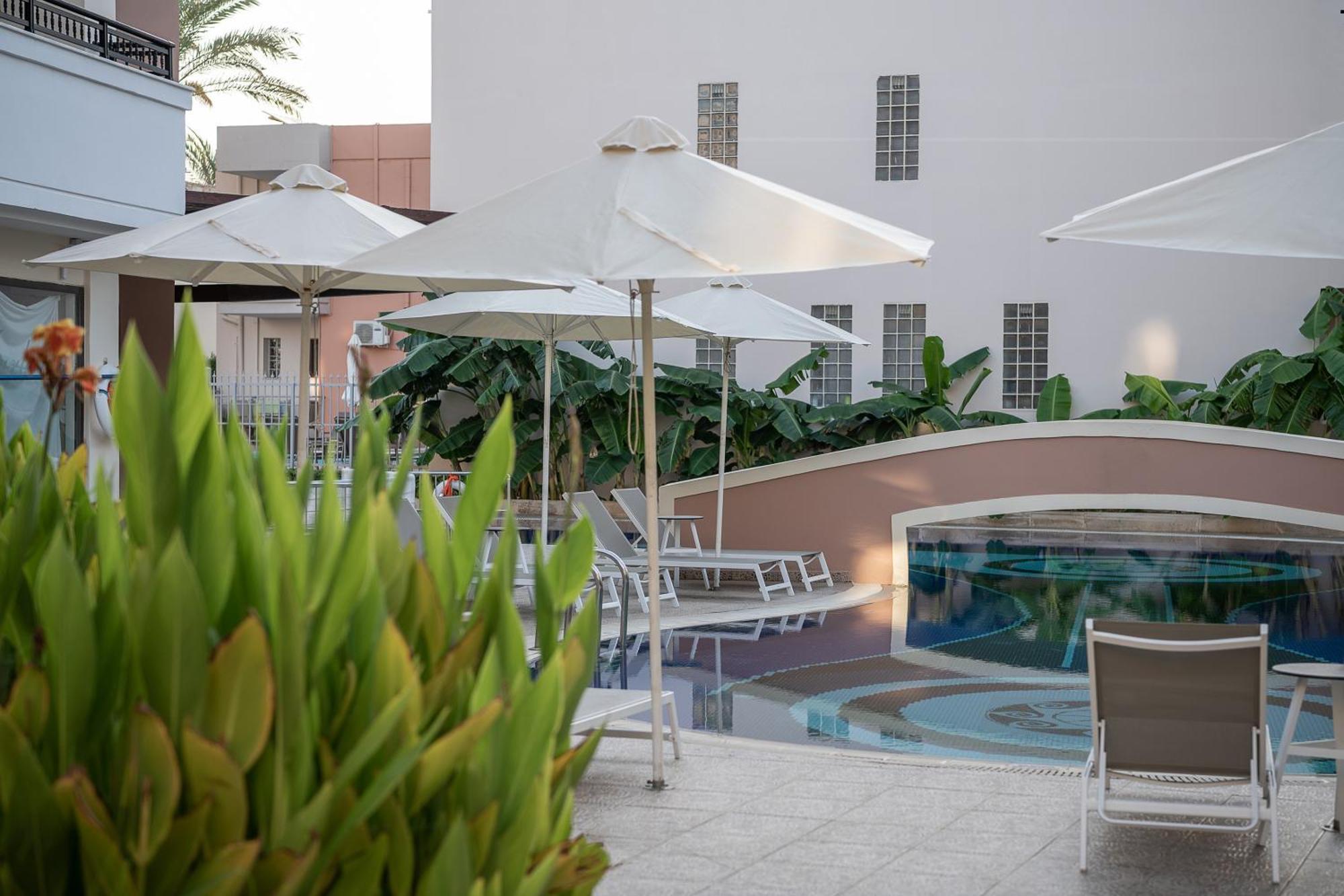 Caldera Bay Hotel Platanés Kültér fotó