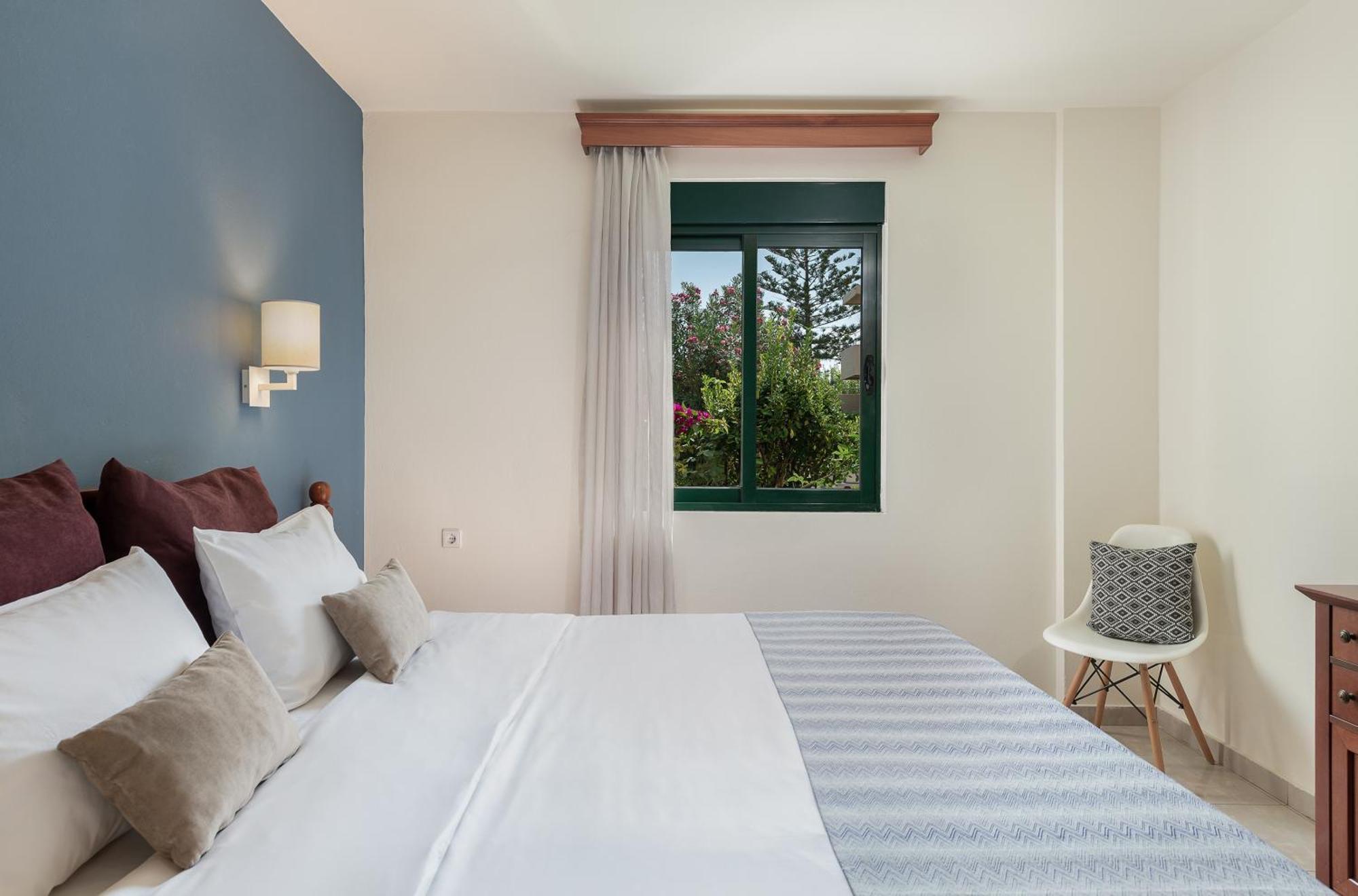 Caldera Bay Hotel Platanés Kültér fotó