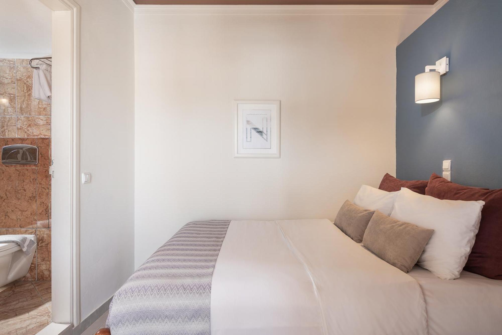 Caldera Bay Hotel Platanés Kültér fotó