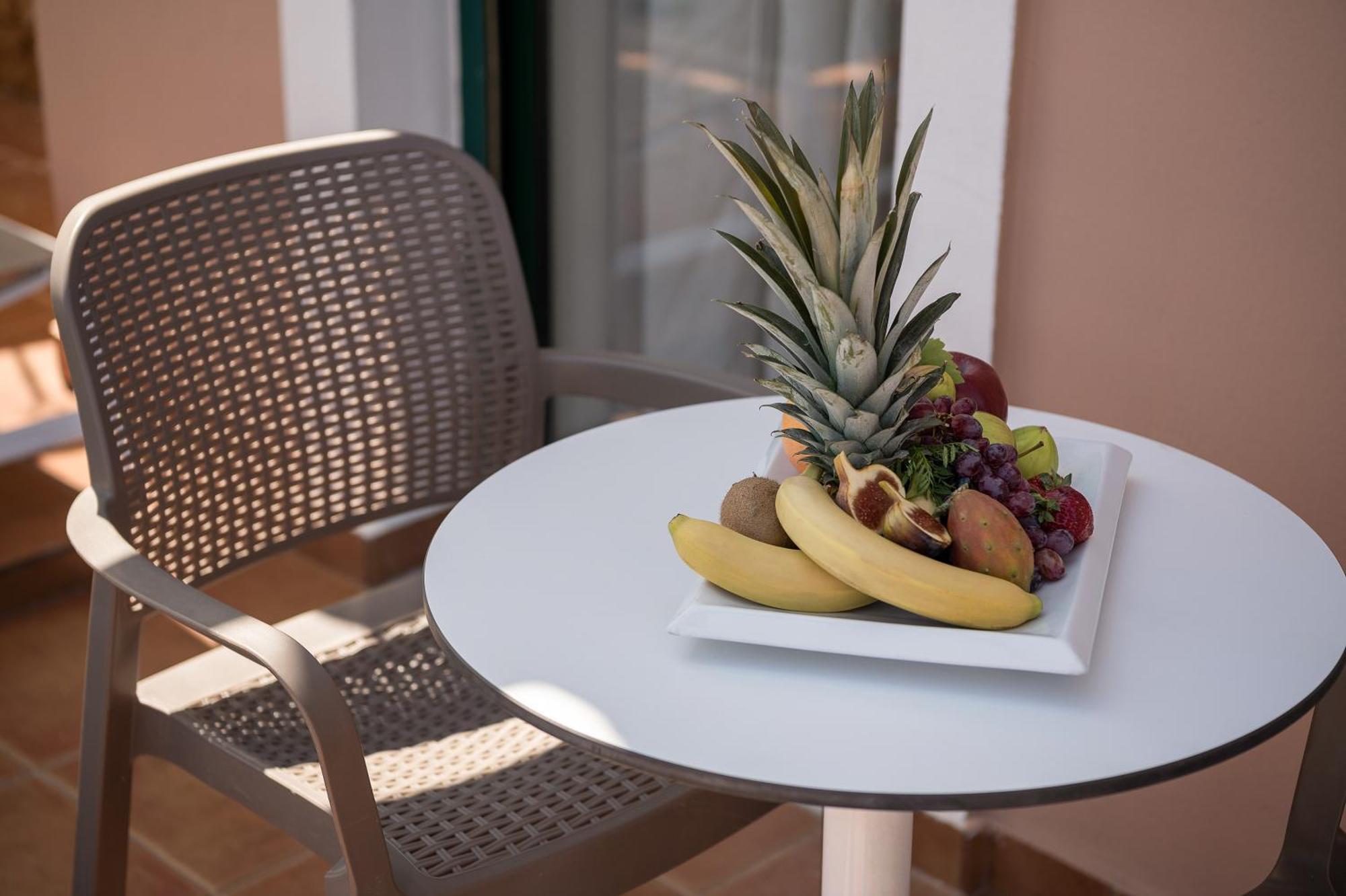 Caldera Bay Hotel Platanés Kültér fotó